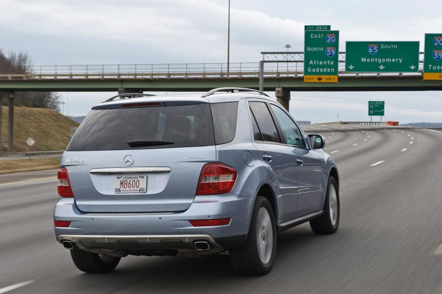  Mercedes-Benz ML450 Hybrid 2010 года  (фото 26 из 27)